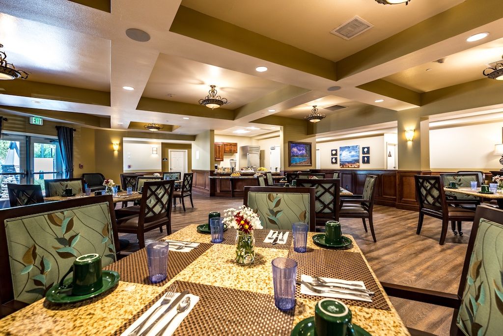 The Vistas at Oxnard Senior Living 3