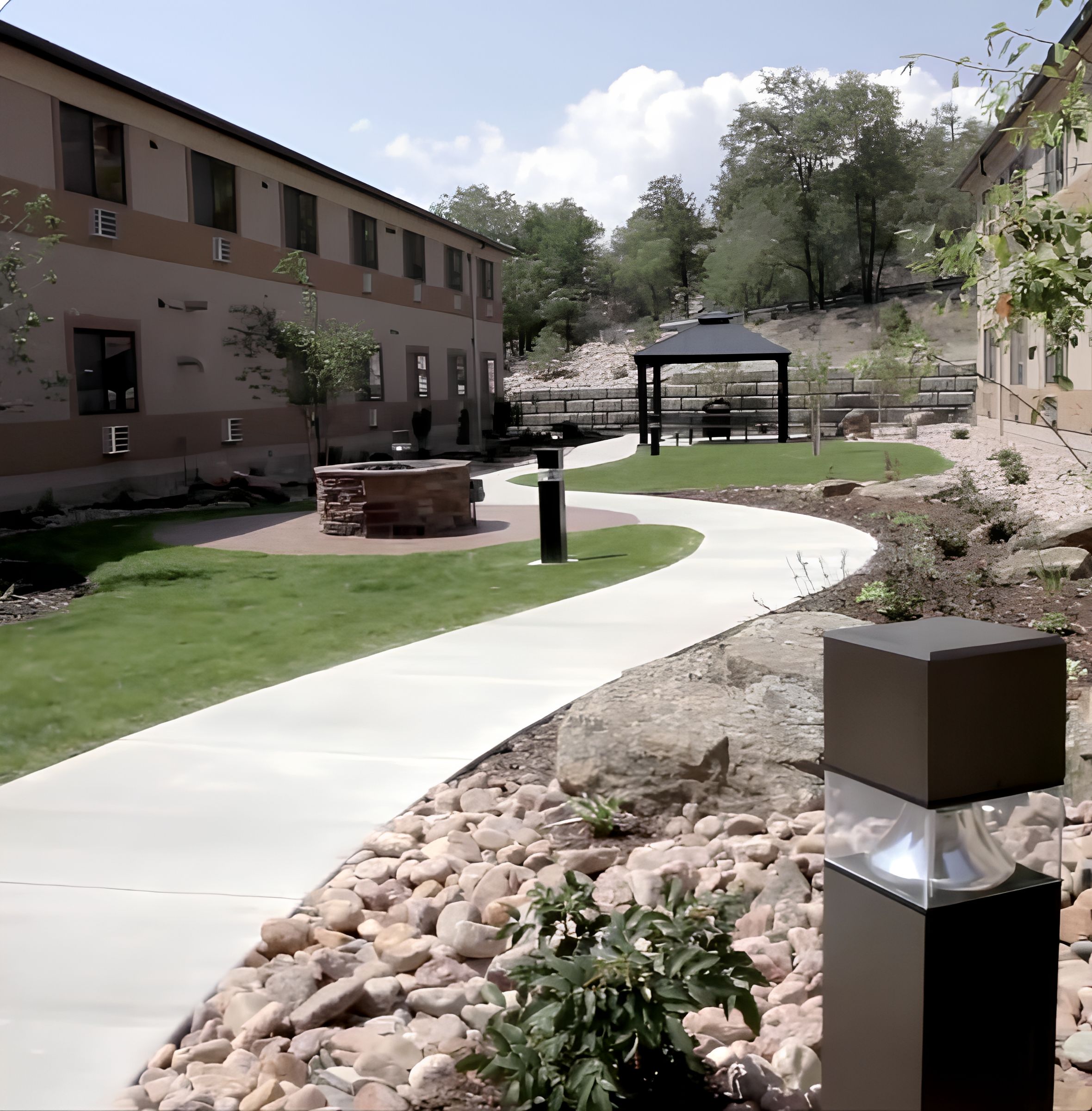 Point Of The Pines Gardens Assisted Living 4