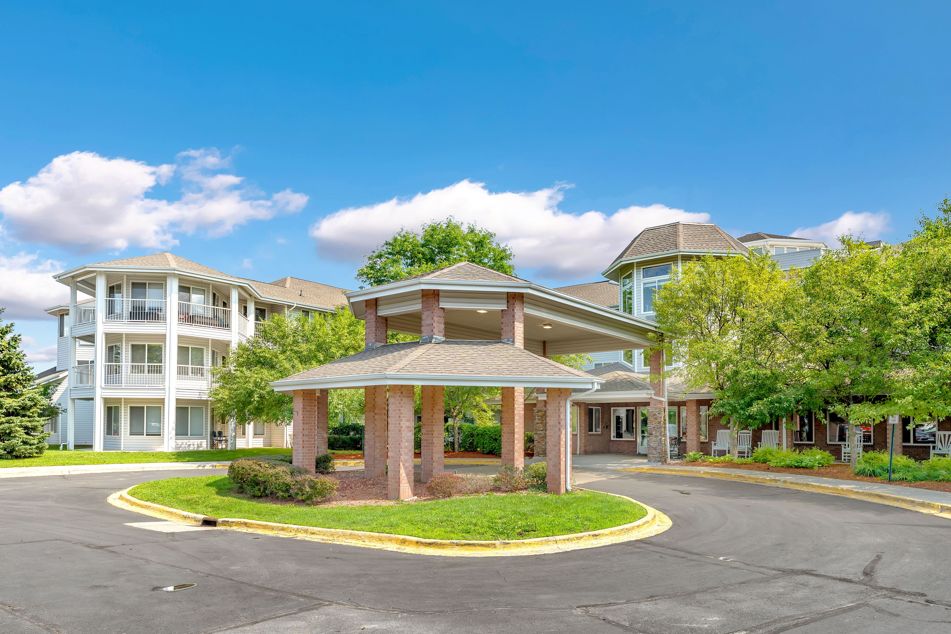 Independence Village Of Waterford (Inn at Cass Lake) 1