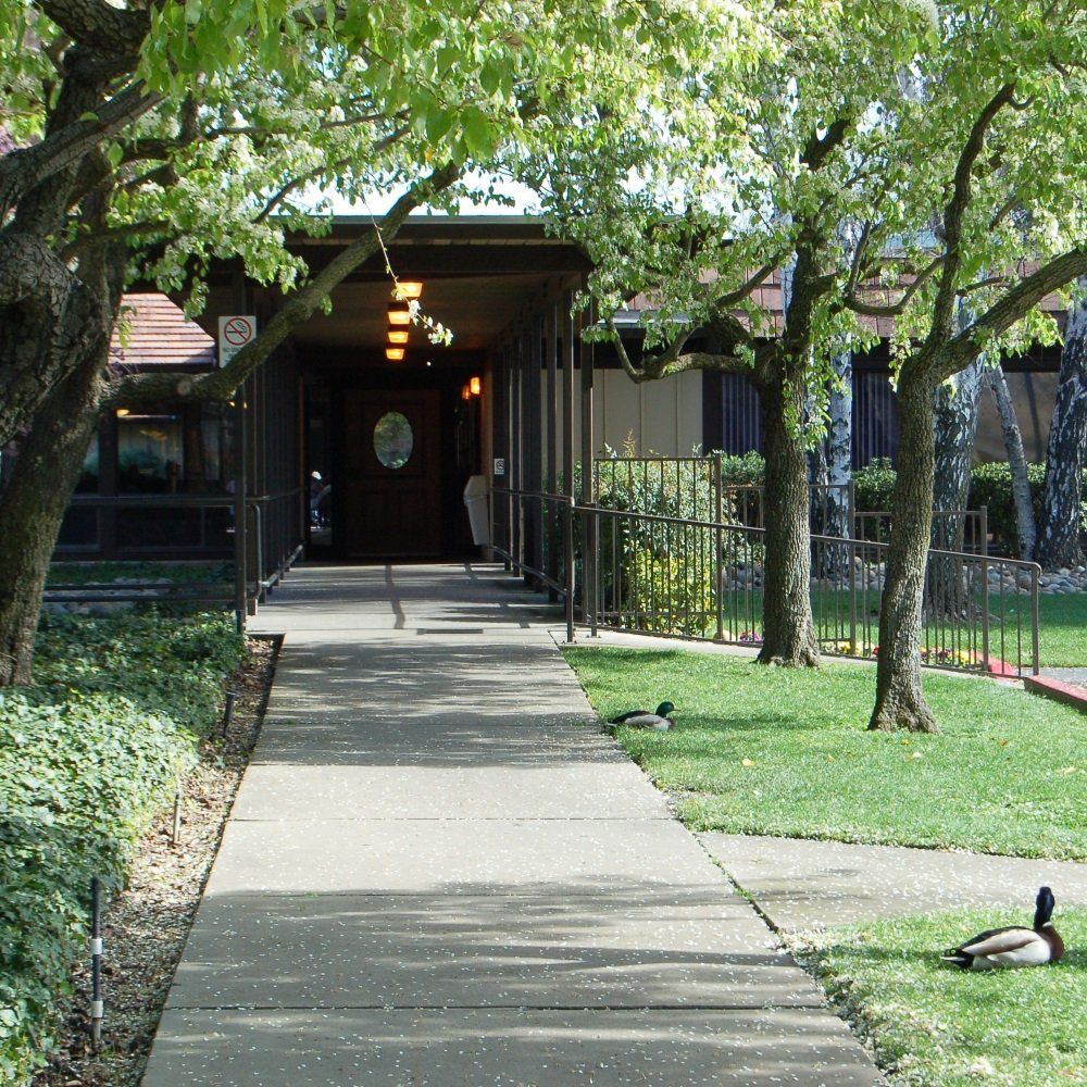 Eskaton Care Center Greenhaven 1
