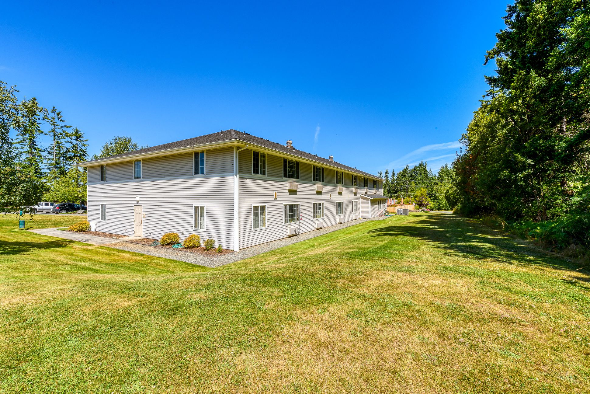 Laurel Place Assisted Living and Memory Care 4