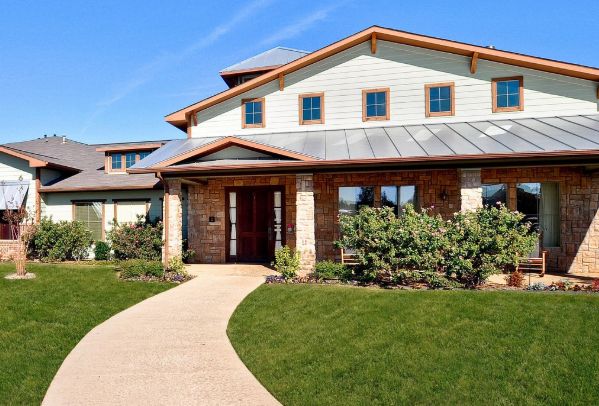 Pecan Point Assisted Living & Memory Care 1