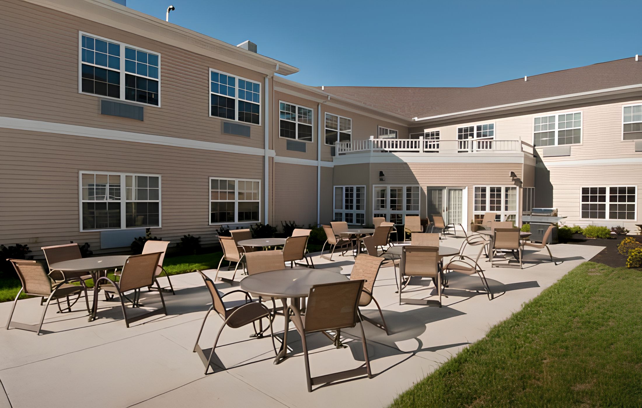 Heathwood Assisted Living At Penfield 4