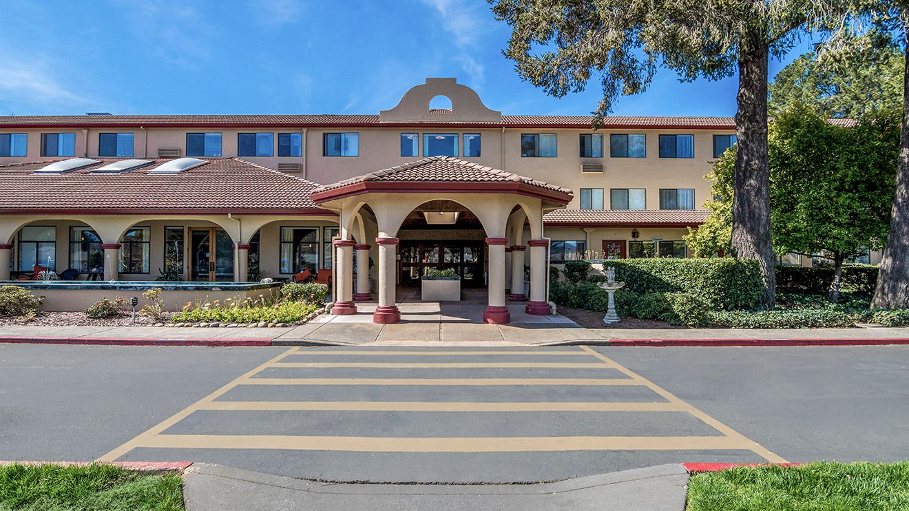 Holiday Redwood Retirement Residence 2