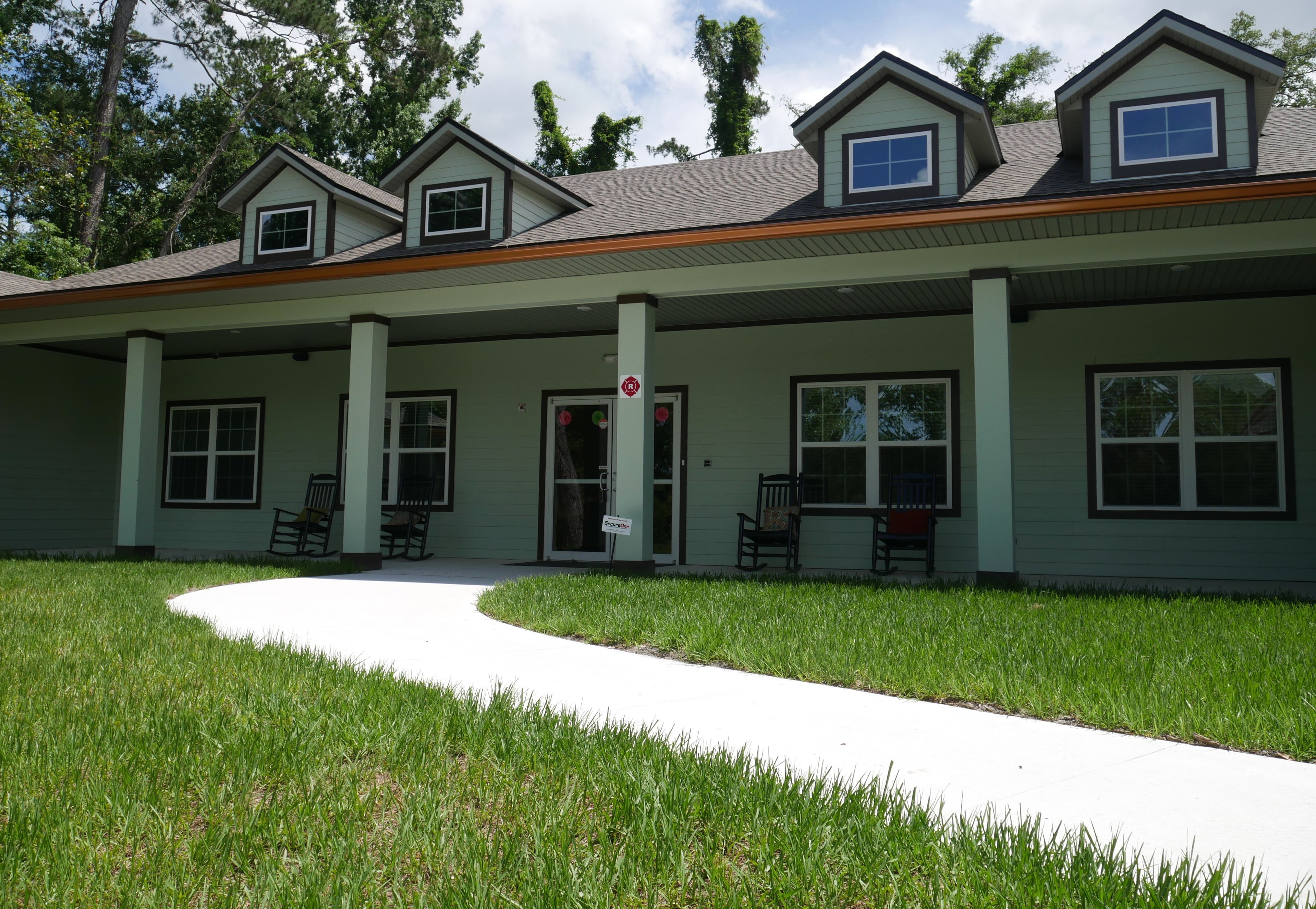 Silver Treasures at Lane Ave 1