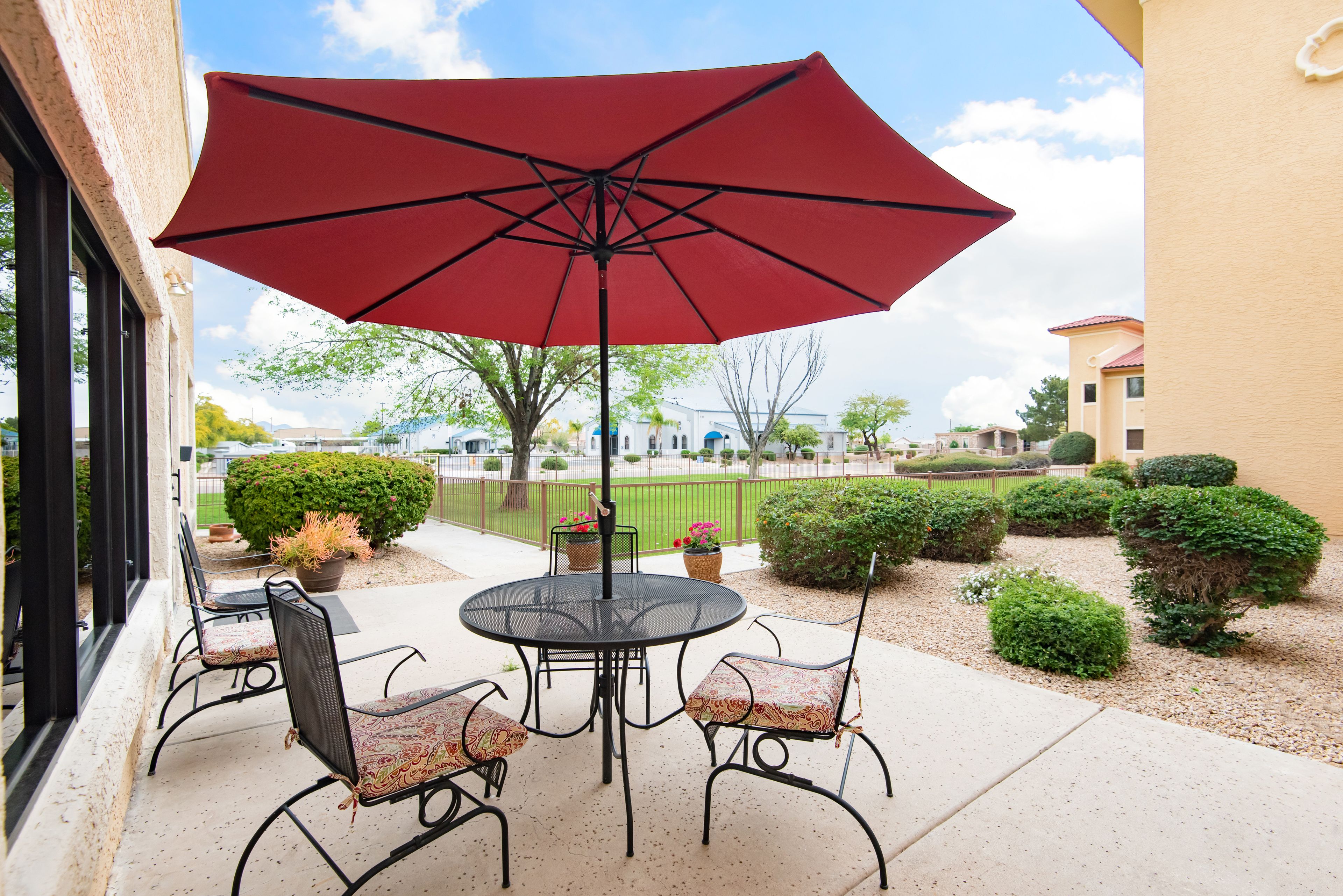 Life Care Center of Paradise Valley 3