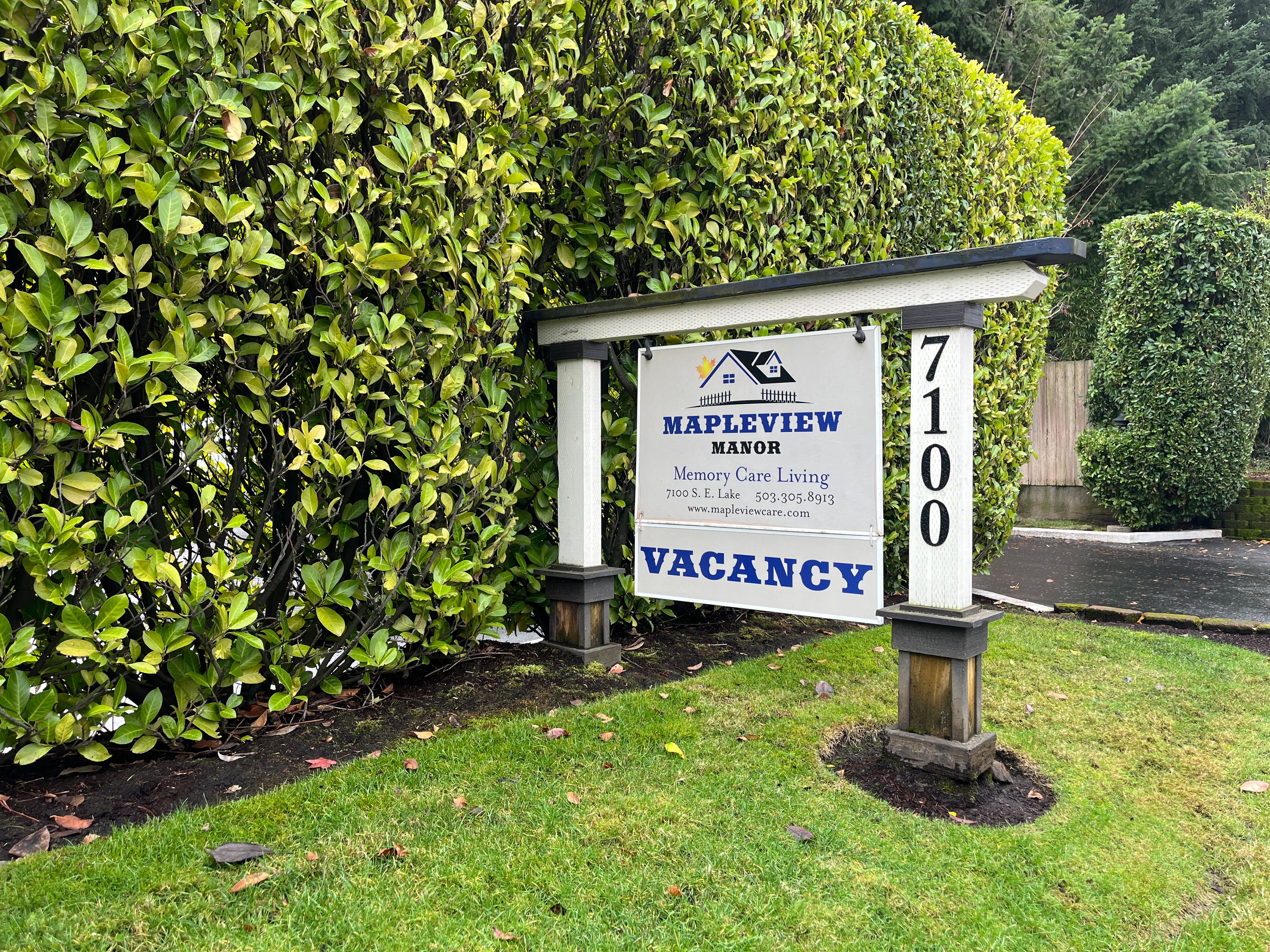 Mapleview Manor 1