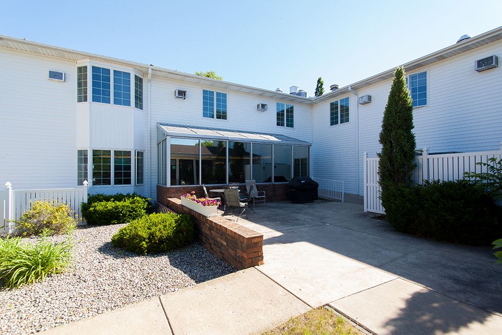 Countryside Manor 3
