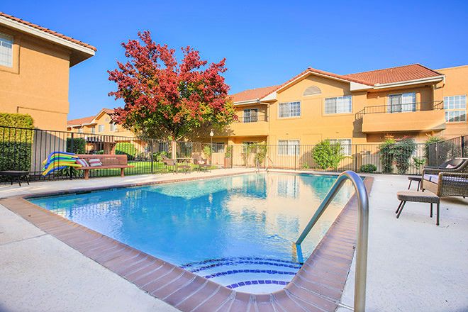 The Chateau At Gardnerville 4