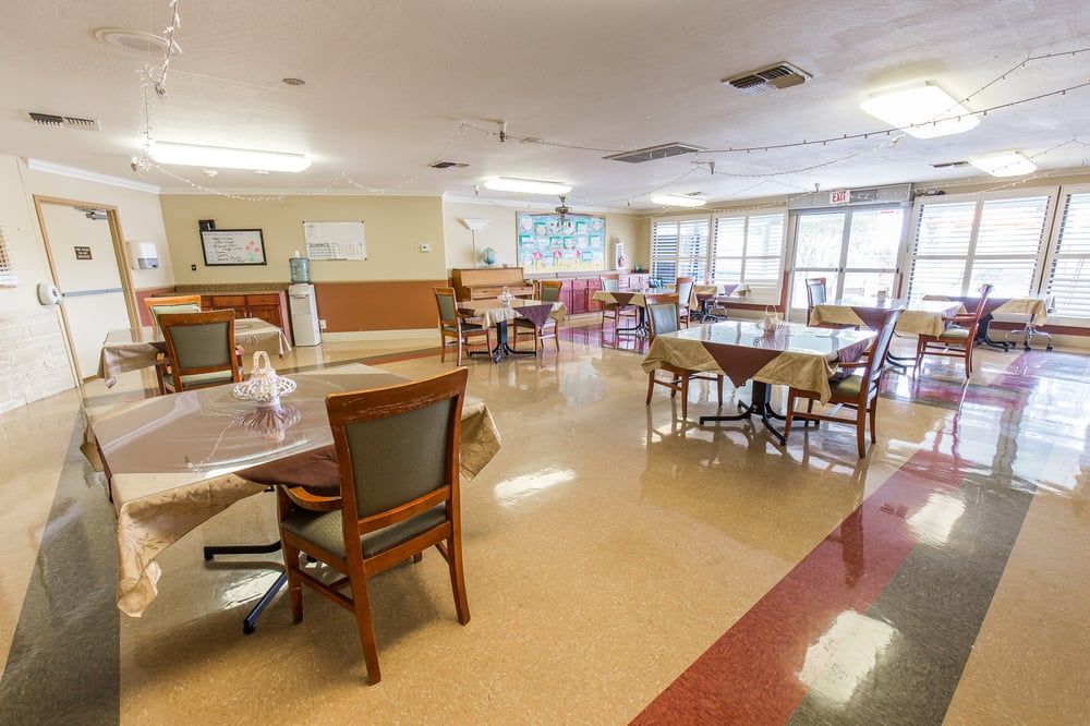 Windsor Care Center Of Petaluma 4