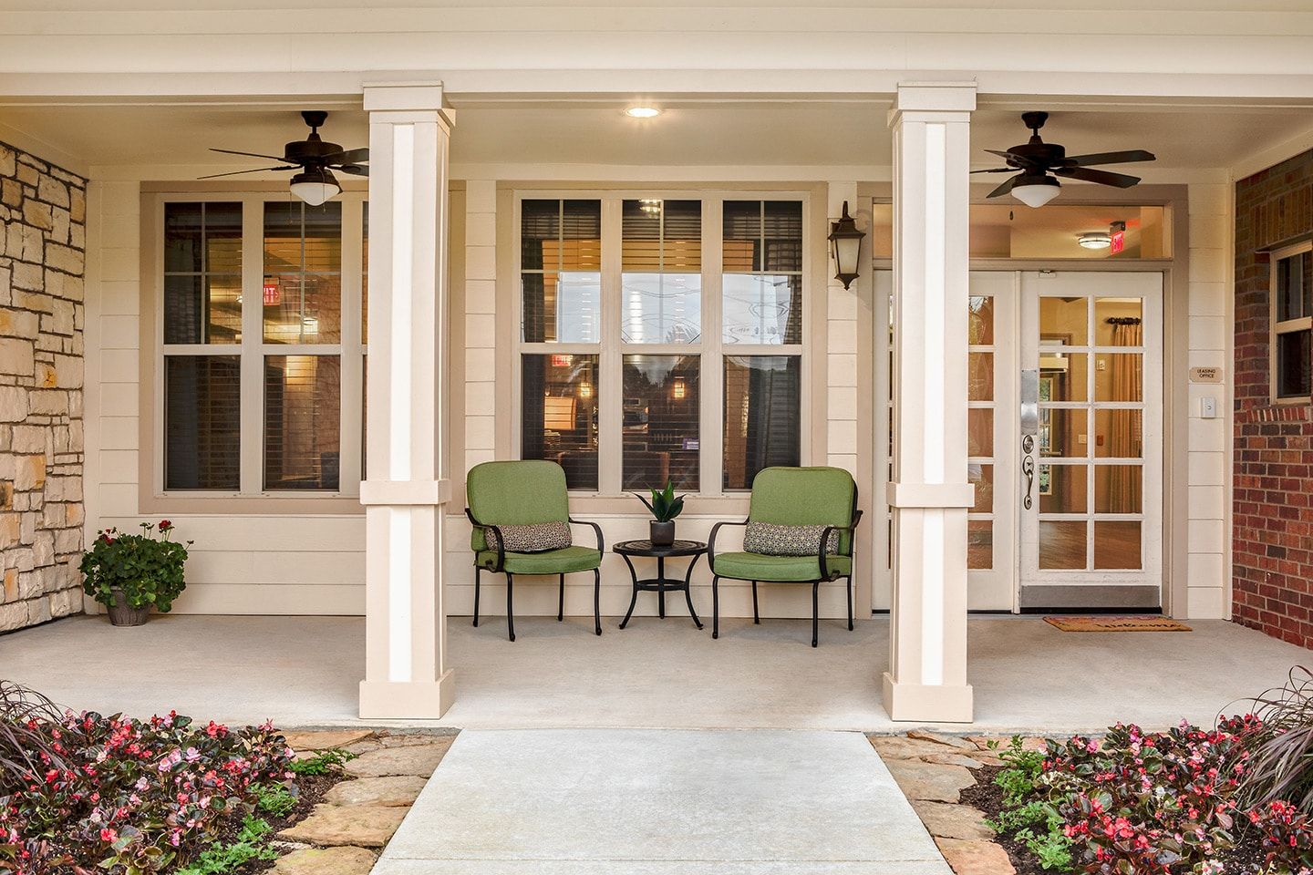 Sonoma House Assisted Living and Alzheimer's Care 1