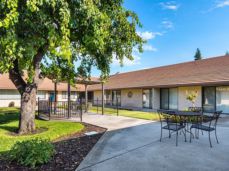 Diamond Ridge Healthcare Center 4