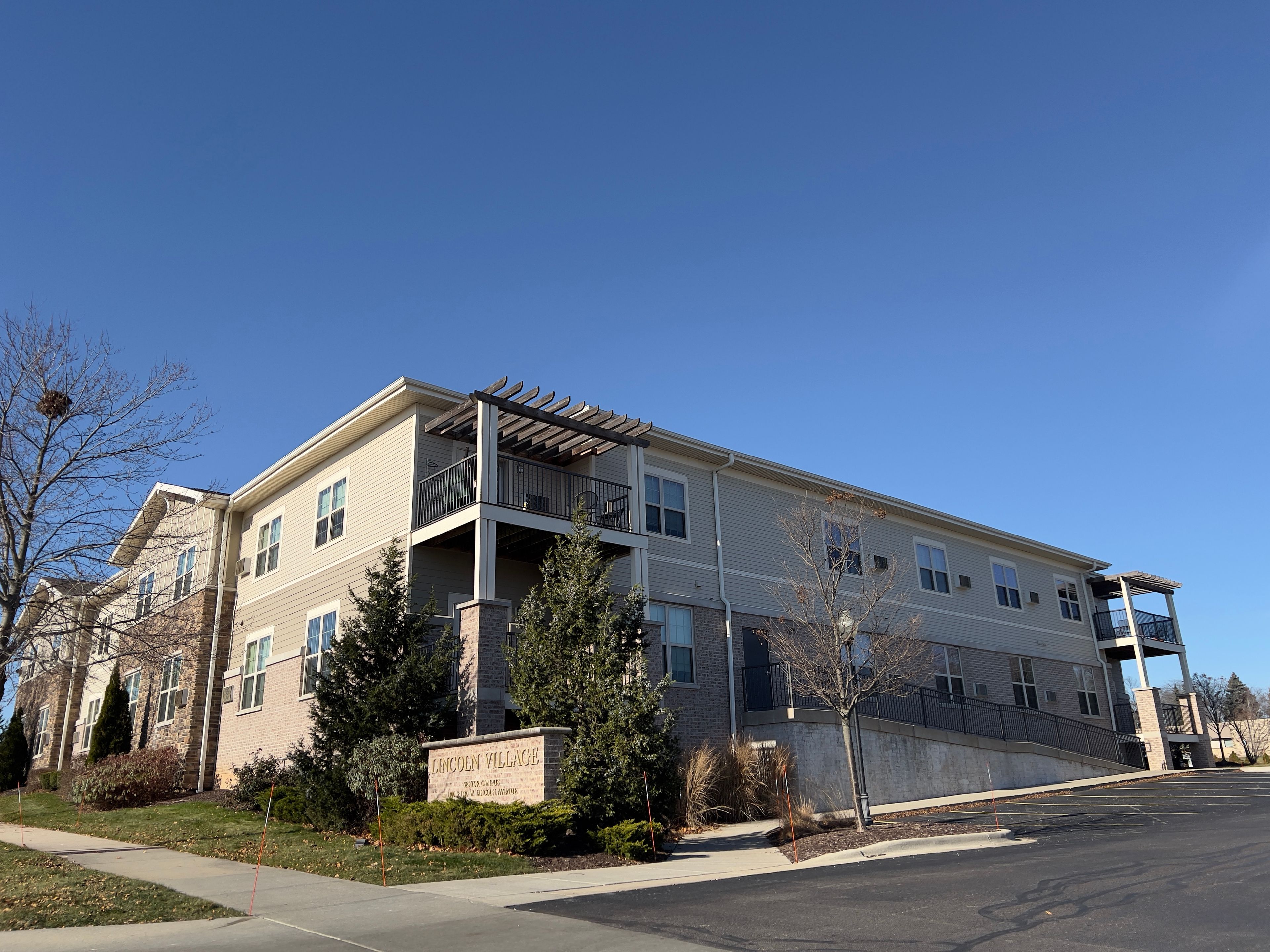 Lincoln Village Senior Living 2