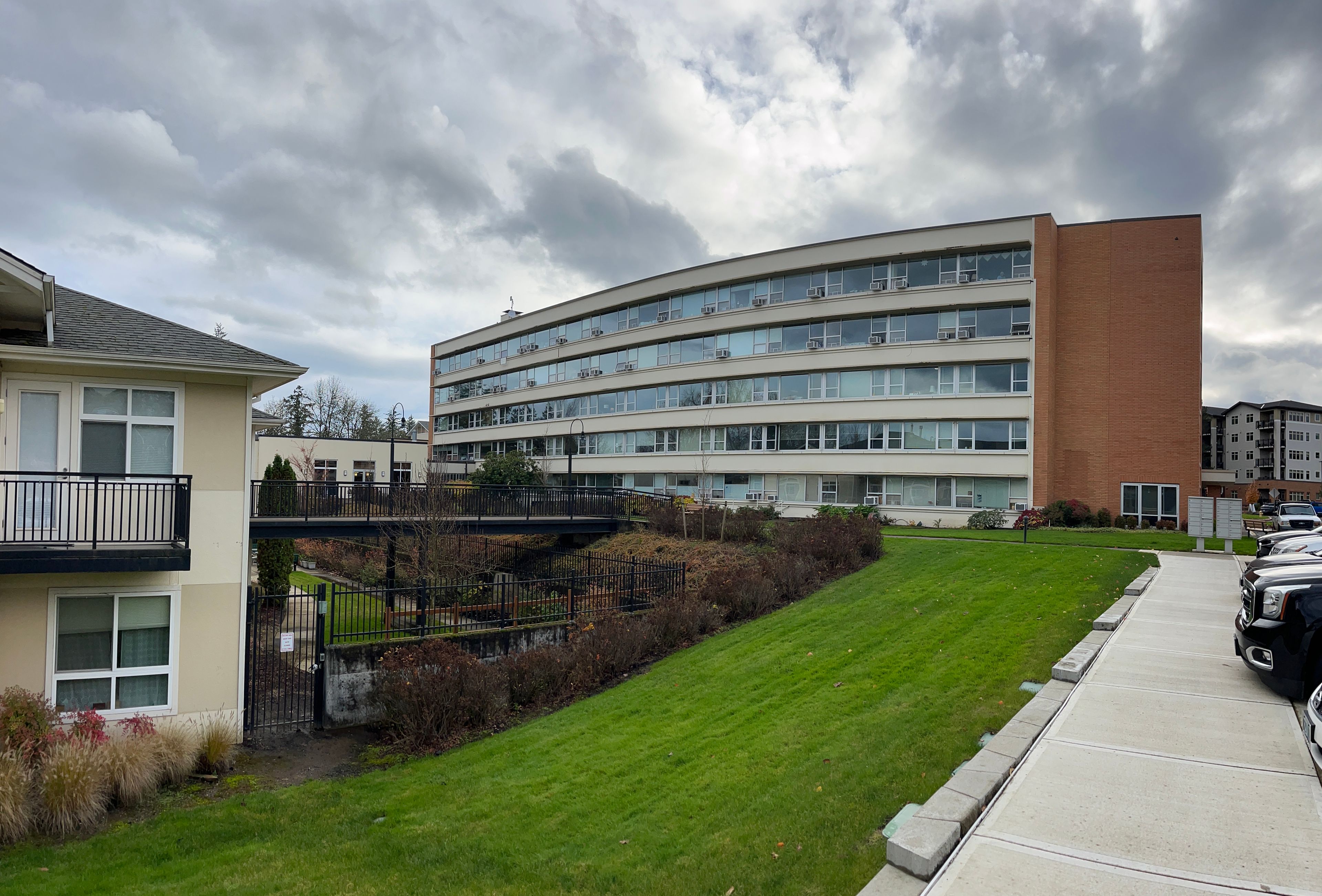 Friendsview Retirement Community 3