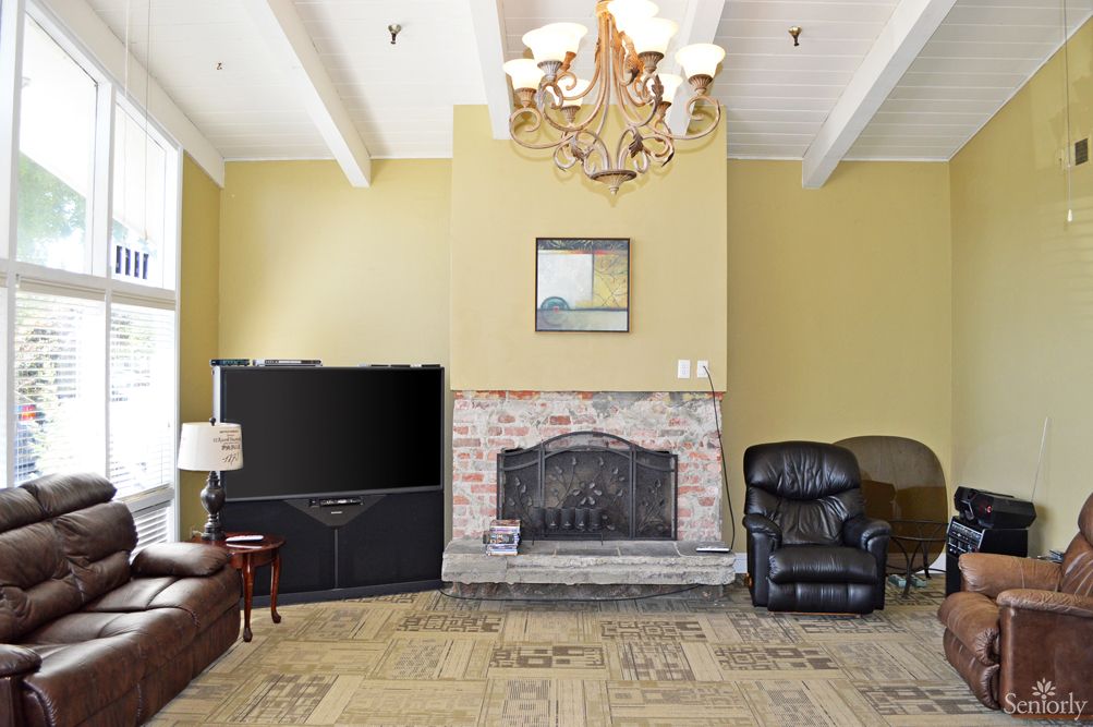 Oakwood Memory & Senior Care 2