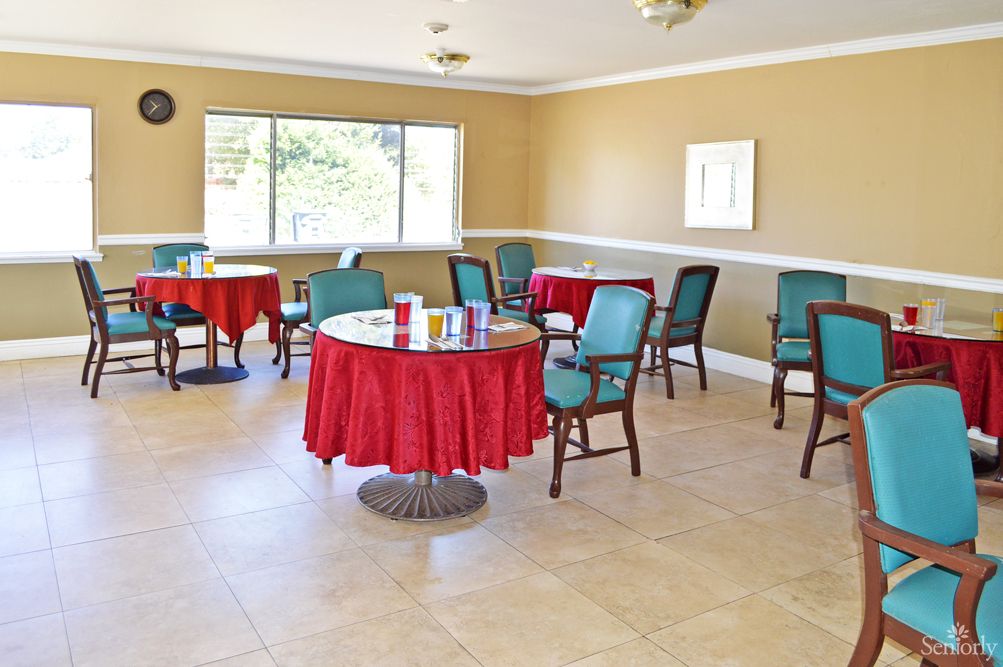 Oakwood Memory & Senior Care 2