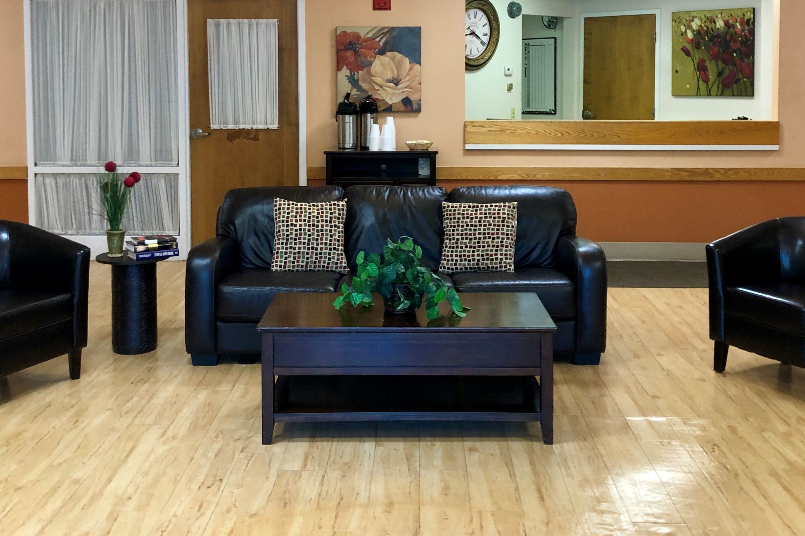 Oakland Grove Health Care Center 4