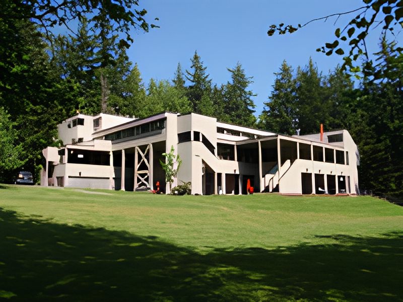 Lake Whatcom Residential & Treatment Center 1