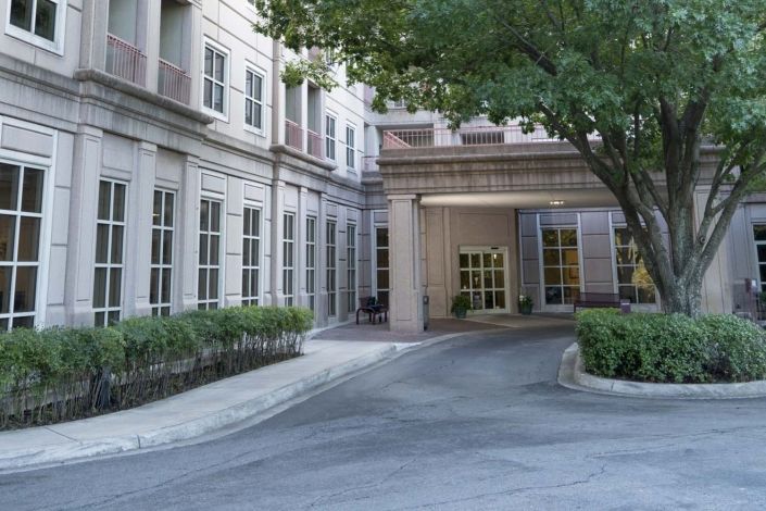 Parklane West Healthcare Center 4