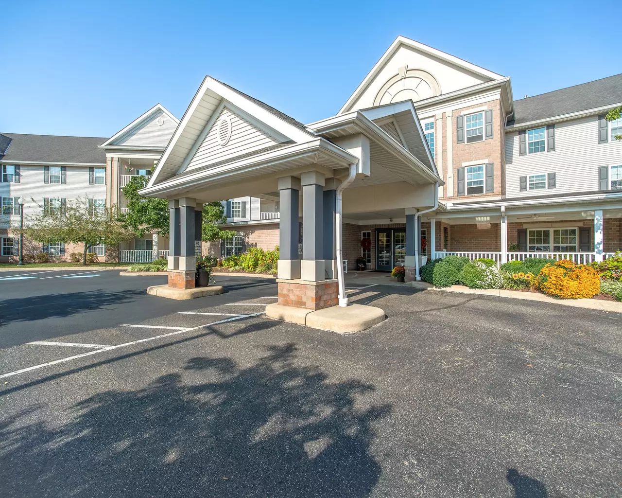 Danbury Cuyahoga Falls 2