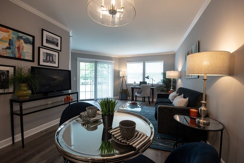 Parkway Village 2