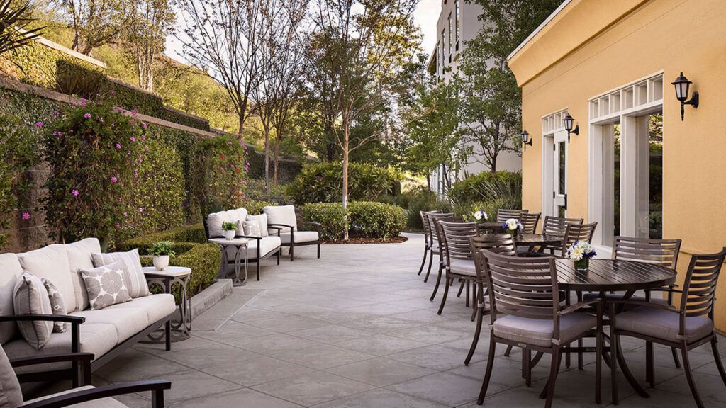 Belmont Village Senior Living Thousand Oaks 1