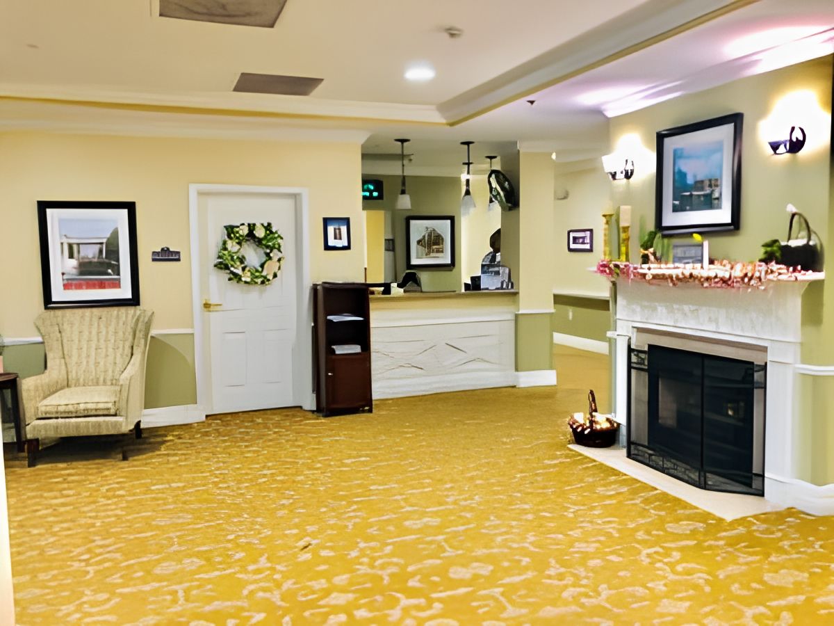 Charter Senior Living Of Towson 4