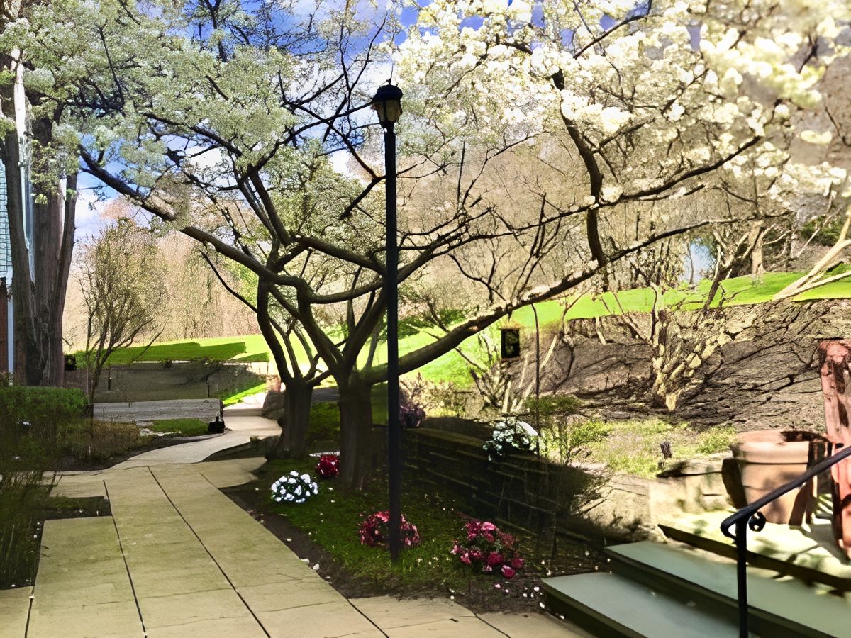 Charter Senior Living Of Towson 4