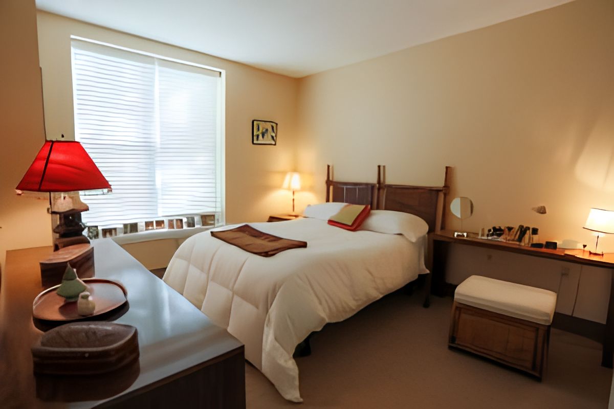 Charter Senior Living Of Towson 4