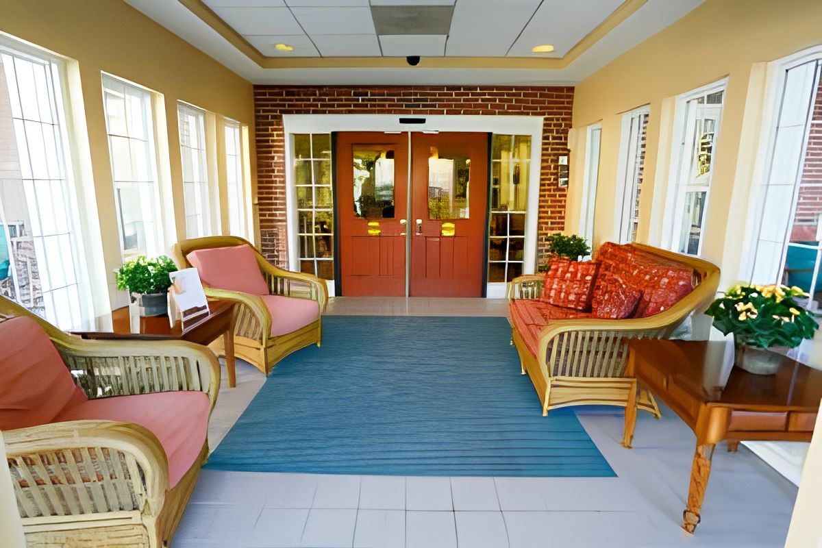 Charter Senior Living Of Towson 4