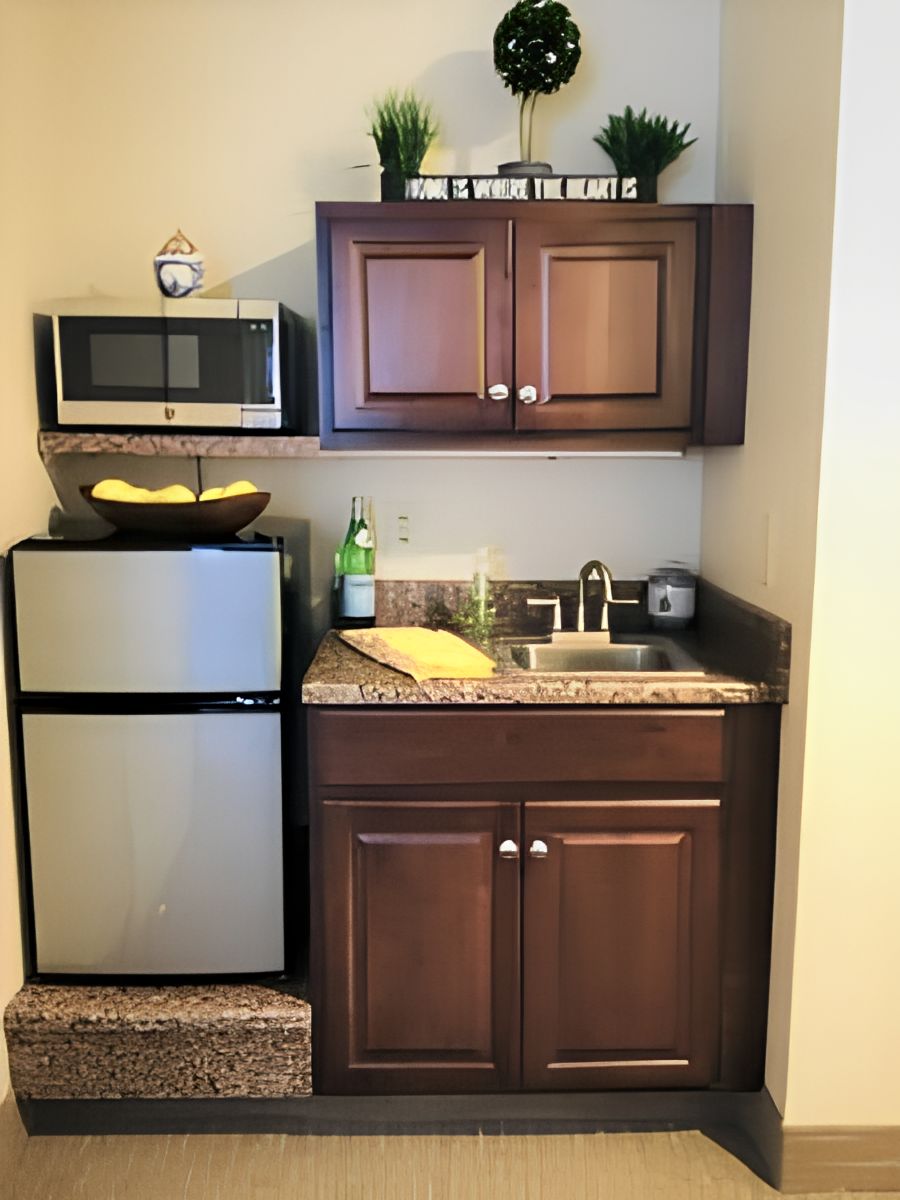 Charter Senior Living Of Towson 4