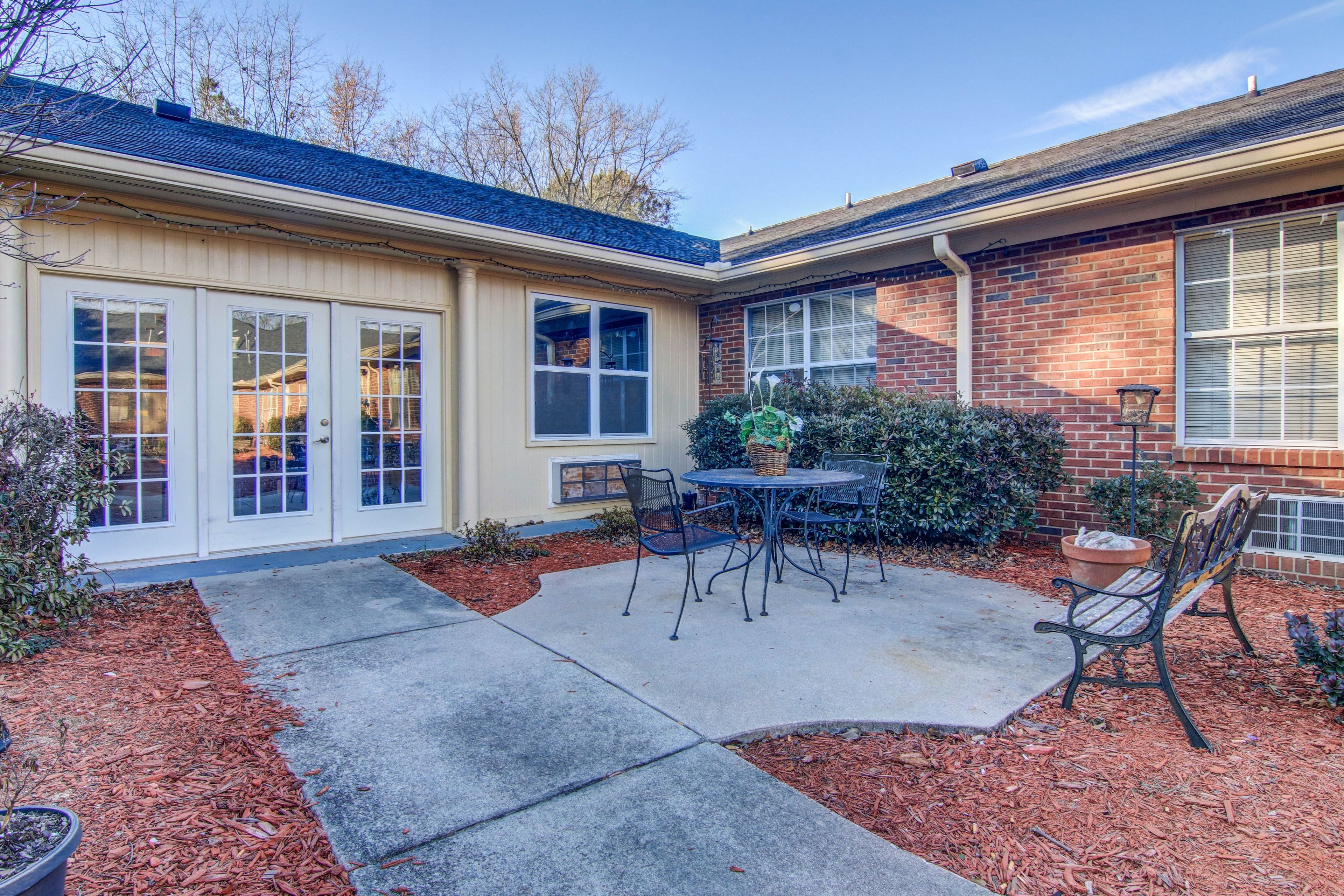Manchester Court Assisted Living & Memory Care 3