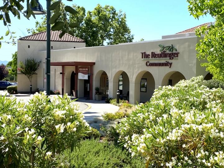 The Reutlinger Community 1