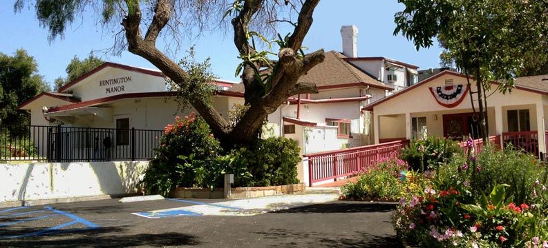 Huntington Manor 1