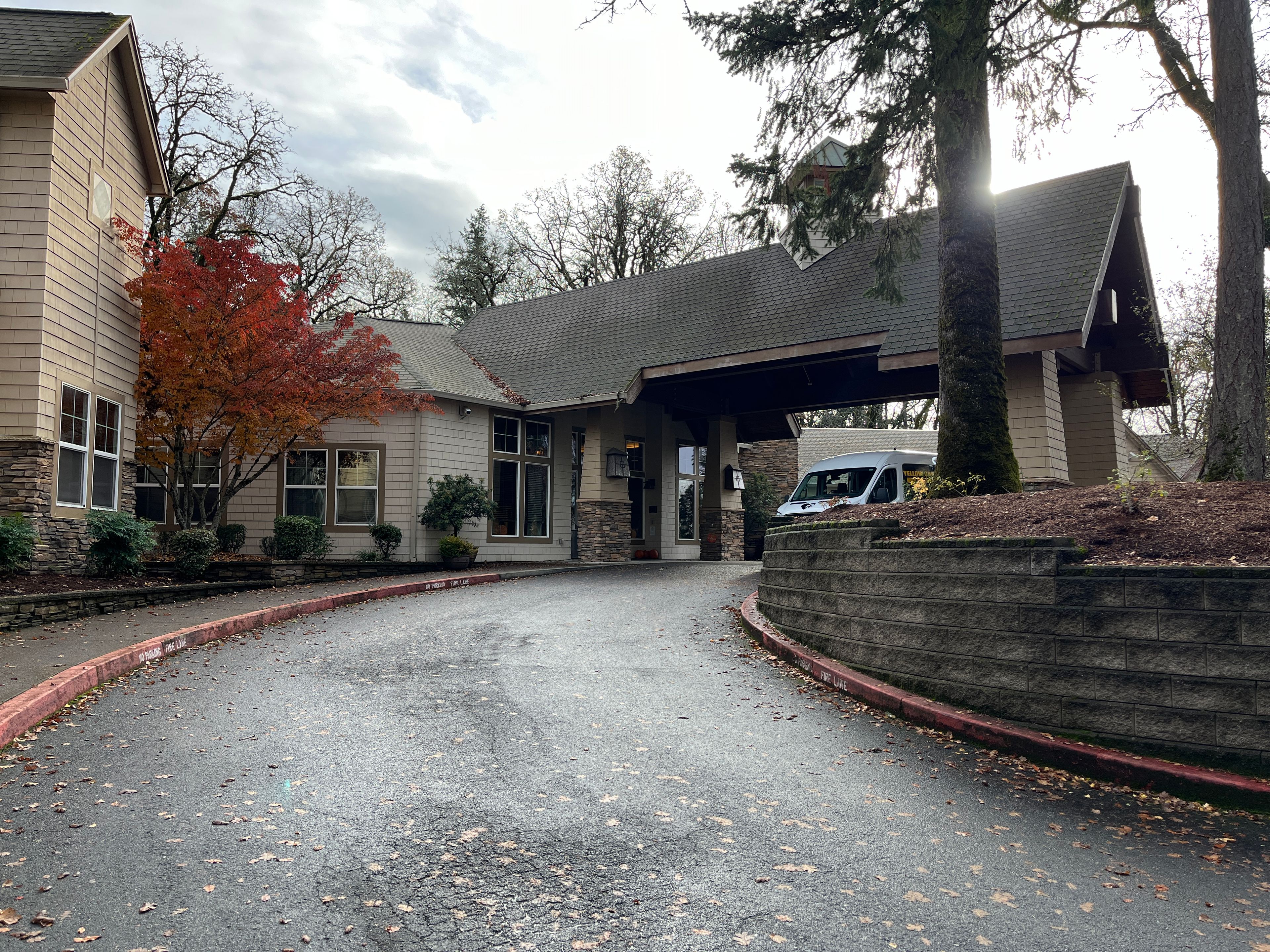 The Pearl At Kruse Way 1
