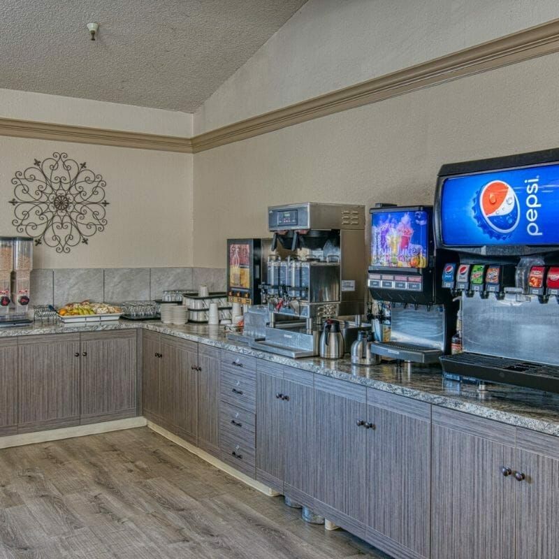 Lincoln Court Assisted & Senior Living 4