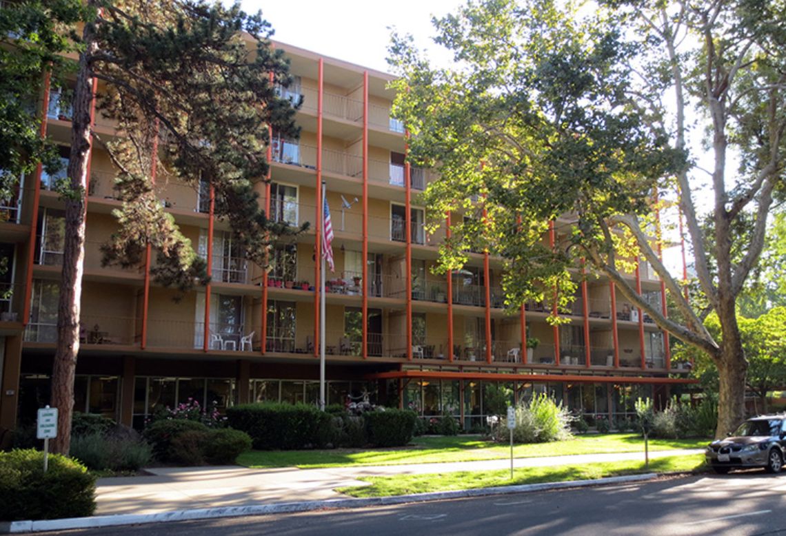 Pioneer House 2