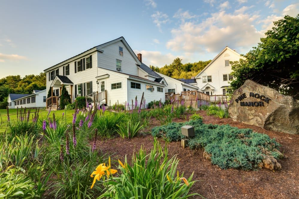 Pine Rock Manor 1