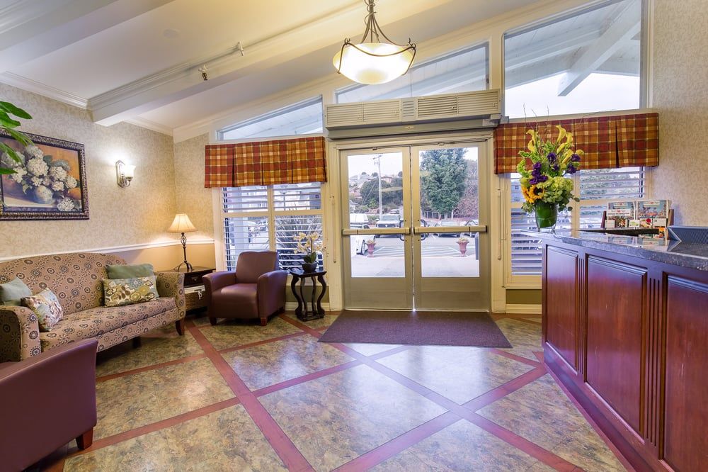 Windsor Care Center Of Petaluma 3