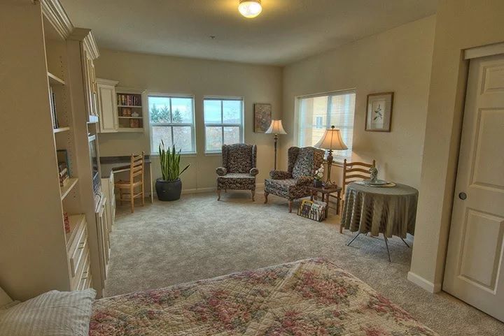Chateau At Valley Center Retirement Community 4