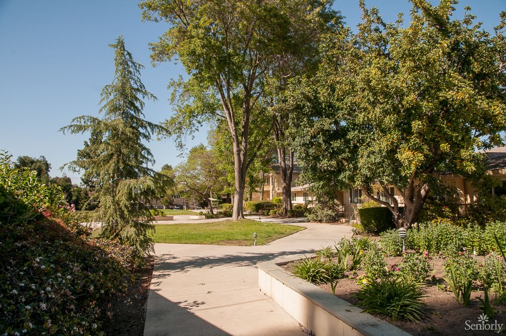 Sunny View Manor 4