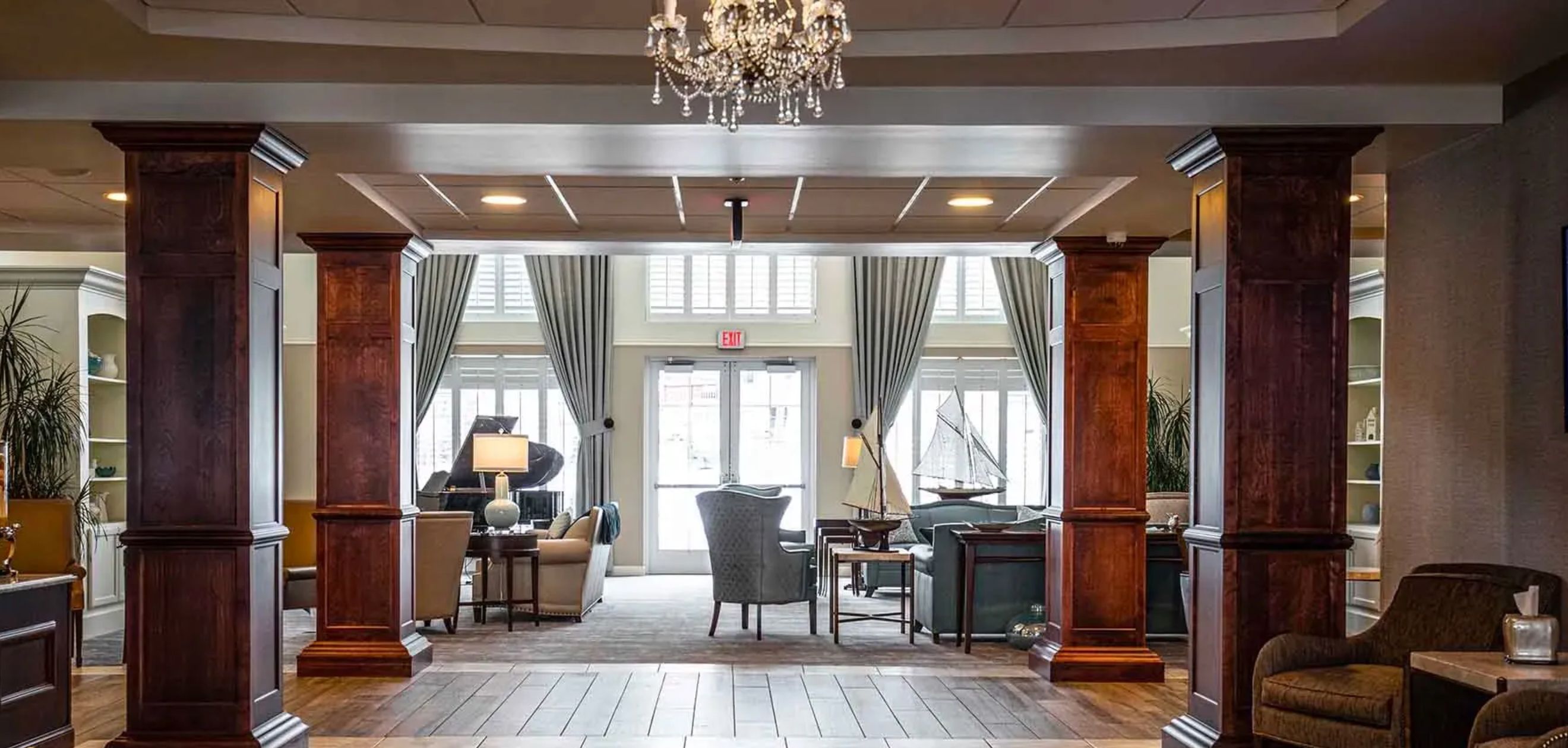 Grand Living at Naples 4