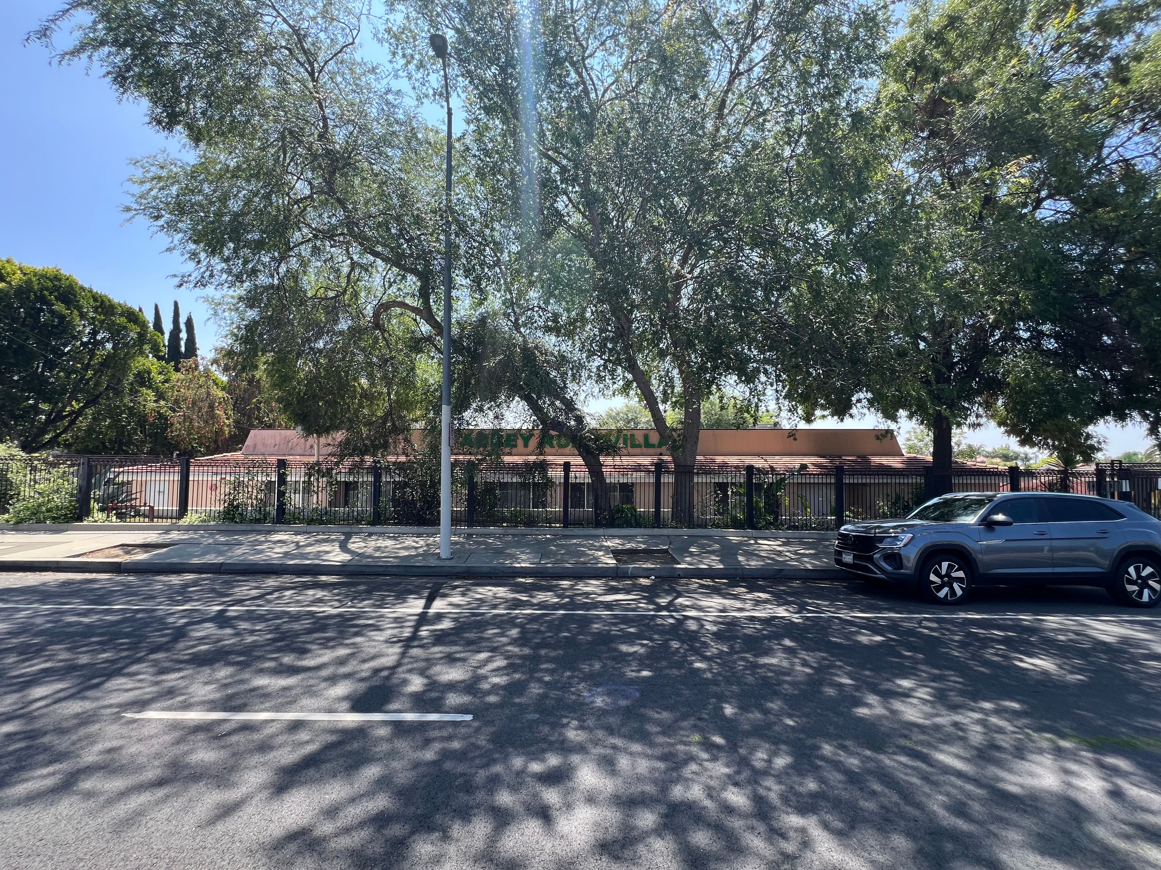 Tarzana Health and Rehabilitation Center 4