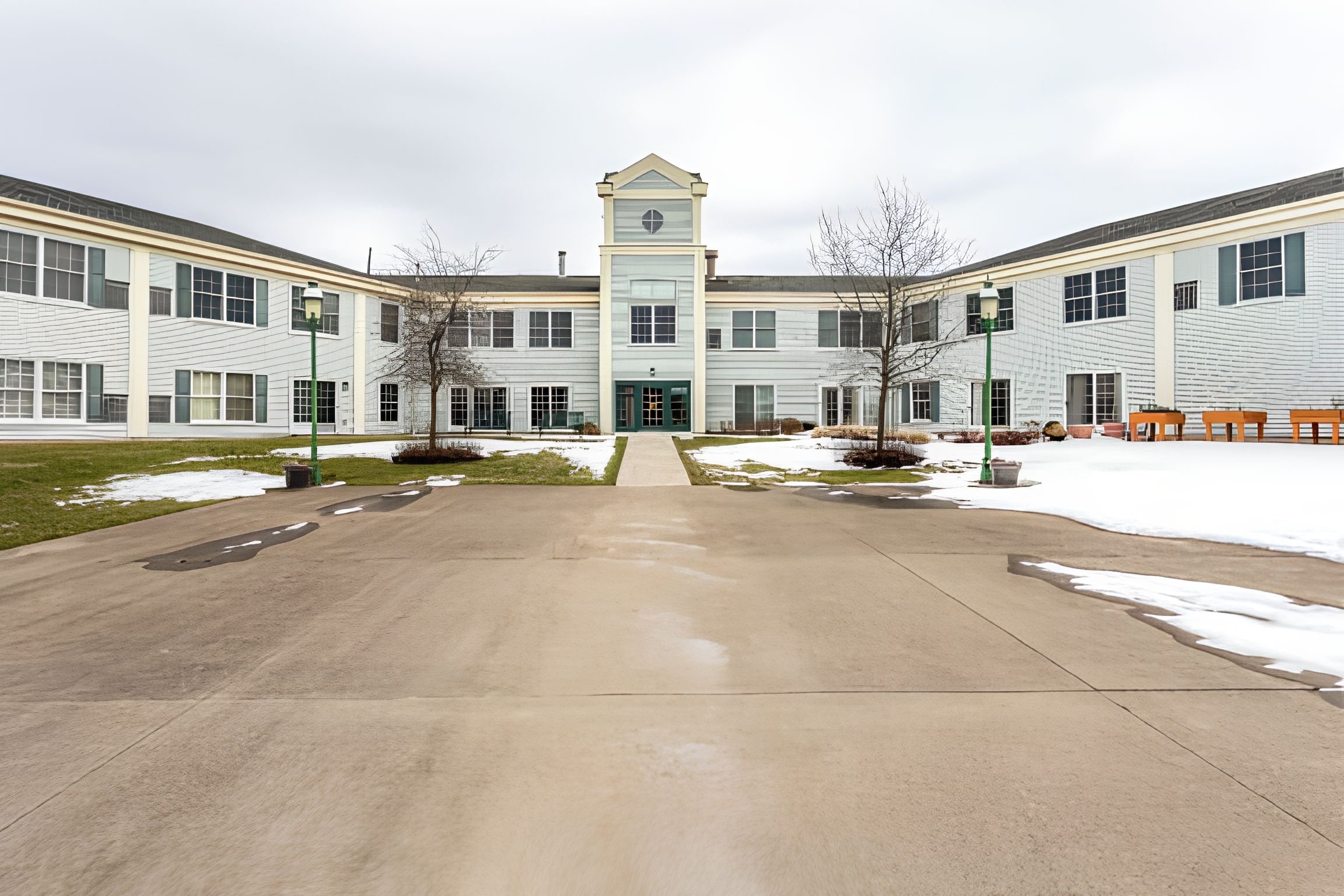 Elison Independent Living Of Orchard Glen 2