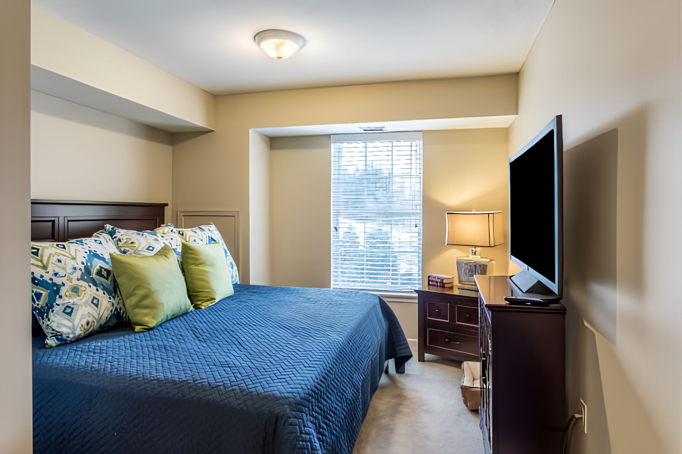Elison Independent Living Of Orchard Glen 1