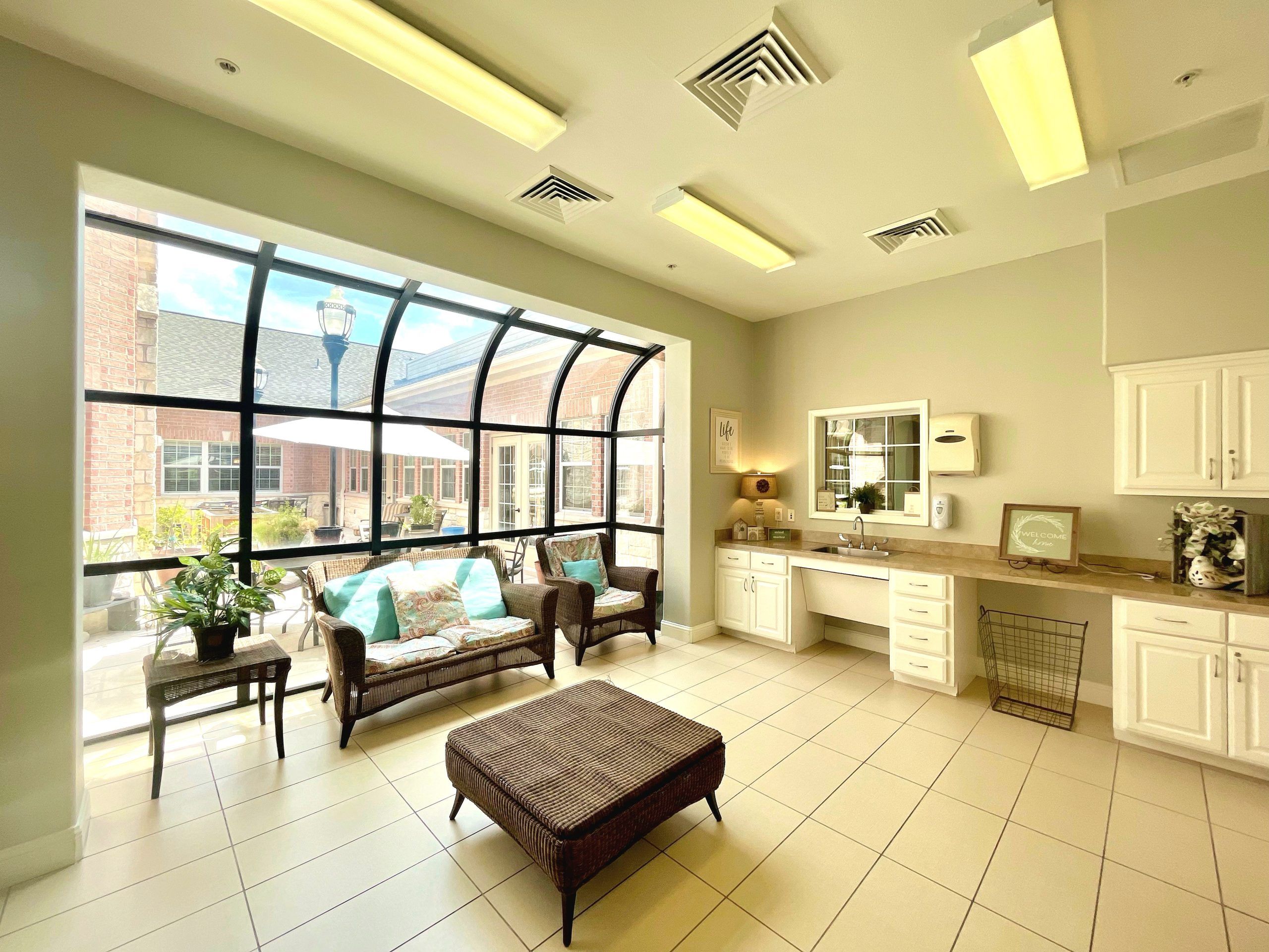 Creekside Alzheimer's Special Care Center 3
