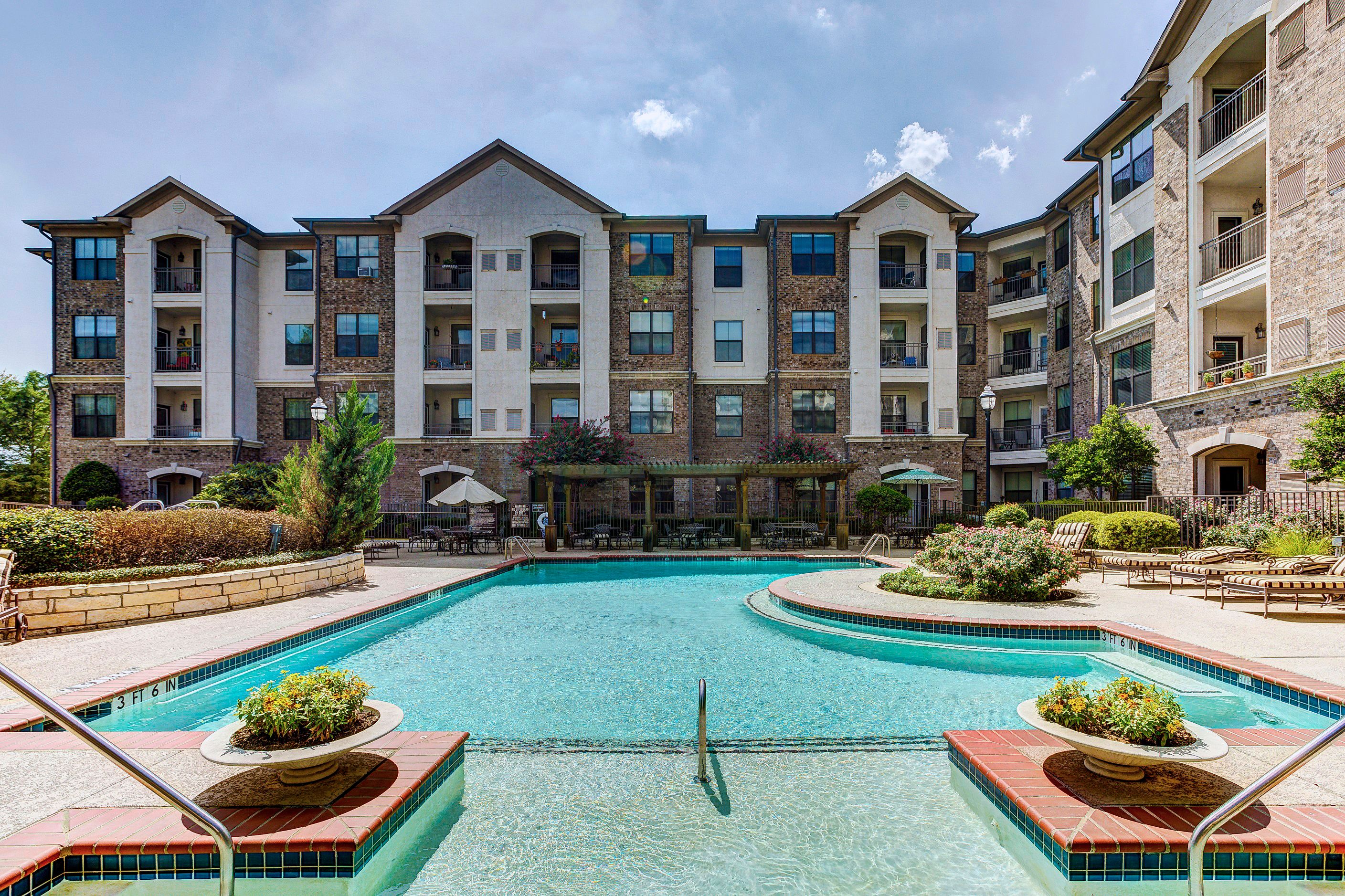 Conservatory At Keller Town Center 2