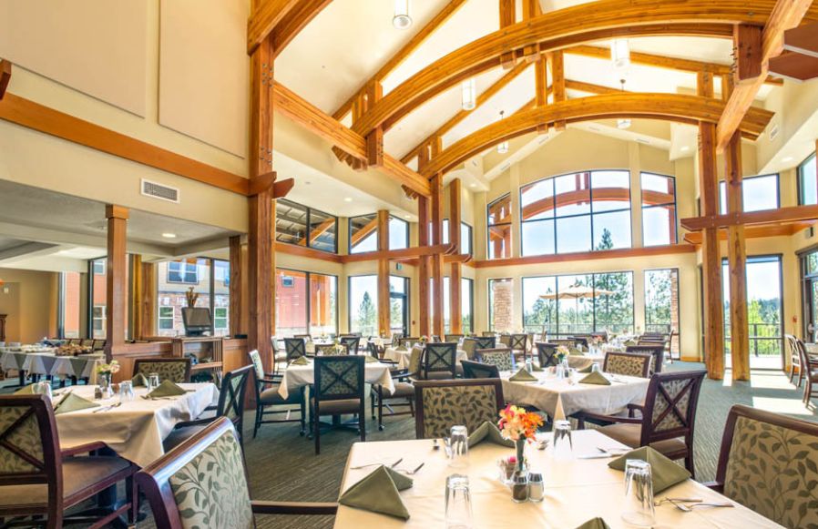 Touchmark At Mount Bachelor Village 1