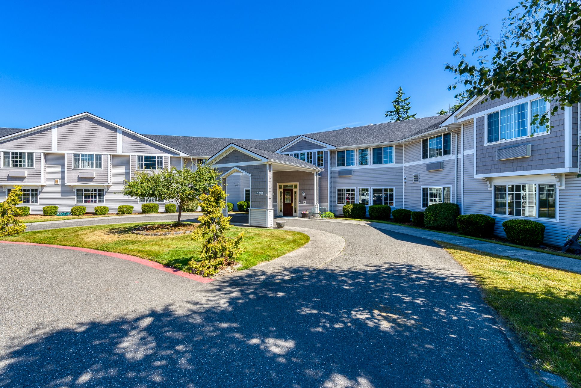 Laurel Place Assisted Living and Memory Care 3