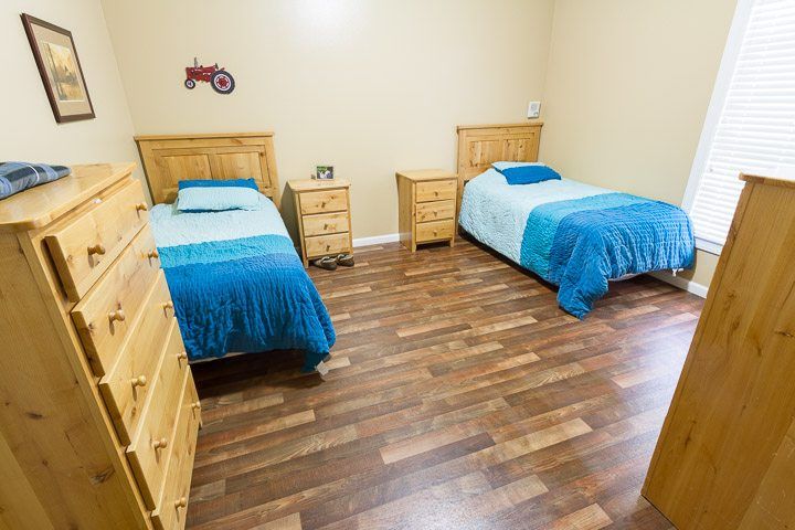 Ashley Manor Arlington 3